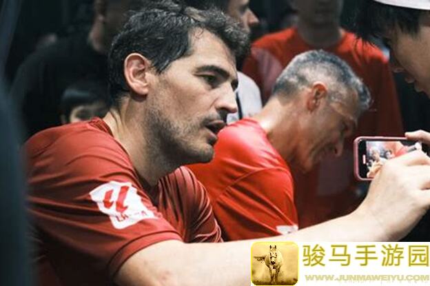 解析FC足球世界：大师兄带领你夺得西甲冠军！皇马队套速通秘籍